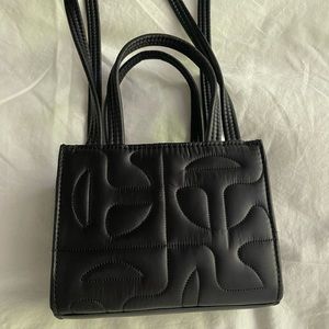 Moose Knuckles X Telfar small shopping bag